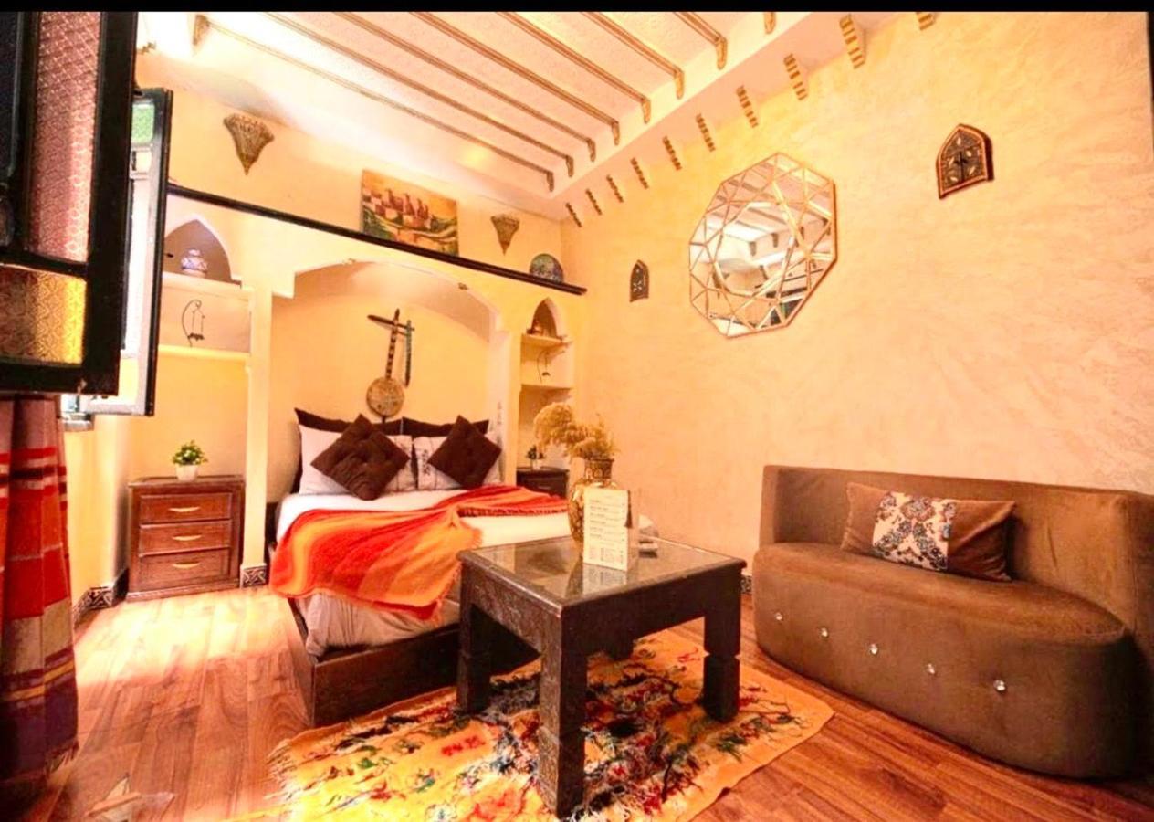 Riad Maison Aicha Marrakesh Exterior photo