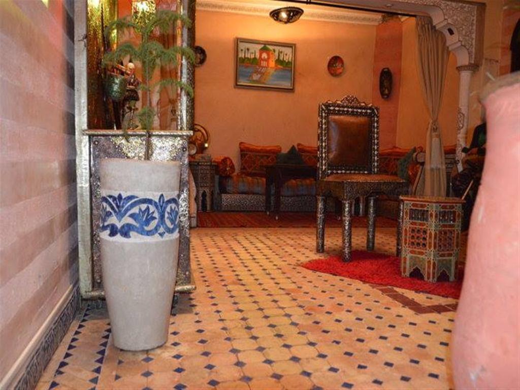 Riad Maison Aicha Hotel Marrakesh Exterior photo